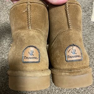 BearPaw “ugg” boots
